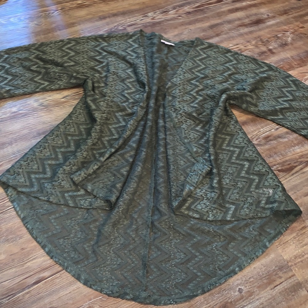 Lularoe cardigan size small